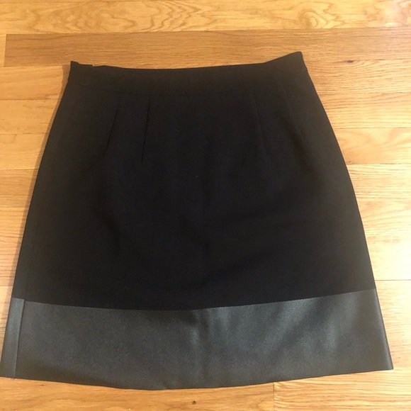 Club Monaco Faux Leather And Cloth Skirt - Picture 9 of 11